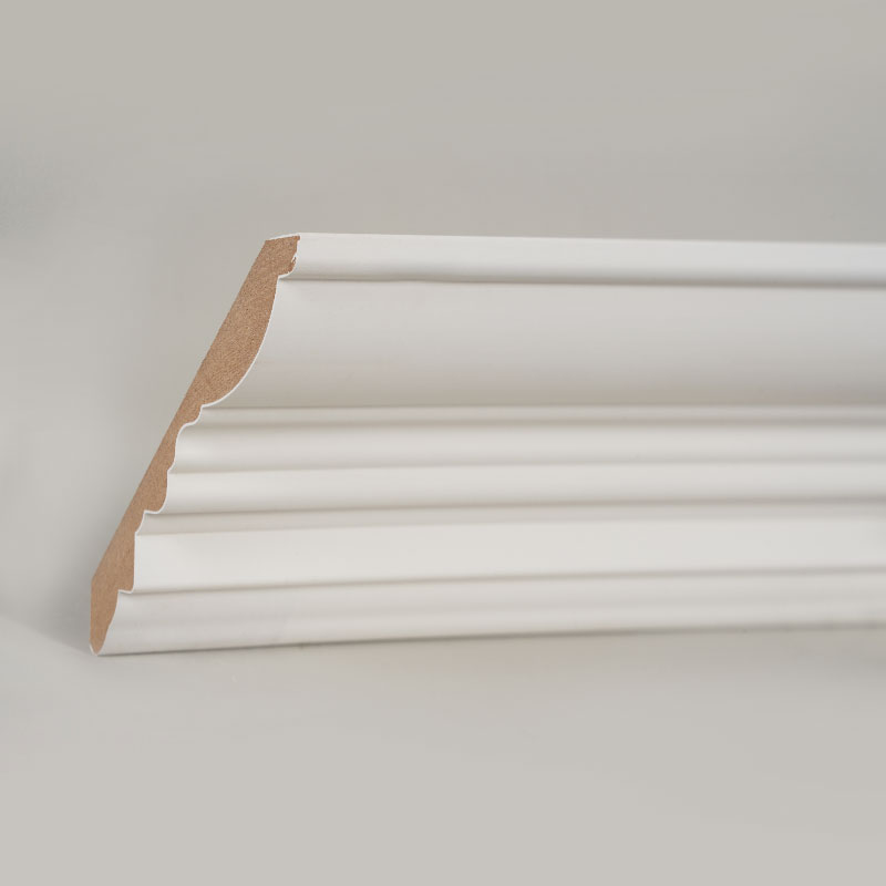 एमडीएफ क्राउन मोल्डिंग (फिलर-प्राइमेड और पर्ल व्हाइट) 3/5' x 4 1/2'