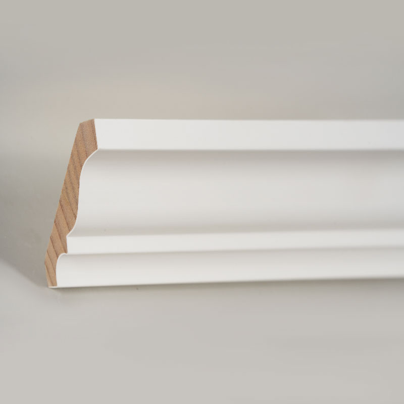 पाइन वुड क्राउन मोल्डिंग (फिलर-प्राइमेड और पर्ल व्हाइट) 3/5' x 3 1/4'