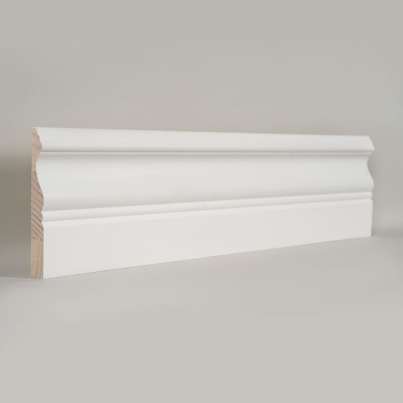पाइन स्कर्टिंग बोर्ड (फिलर-प्राइमेड और पर्ल व्हाइट) 3/5' x 4'