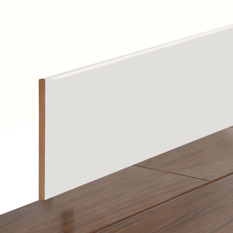 एमडीएफ स्कर्टिंग बोर्ड (फिलर-प्राइमेड और पर्ल व्हाइट) 1/2' x 5 1/2'